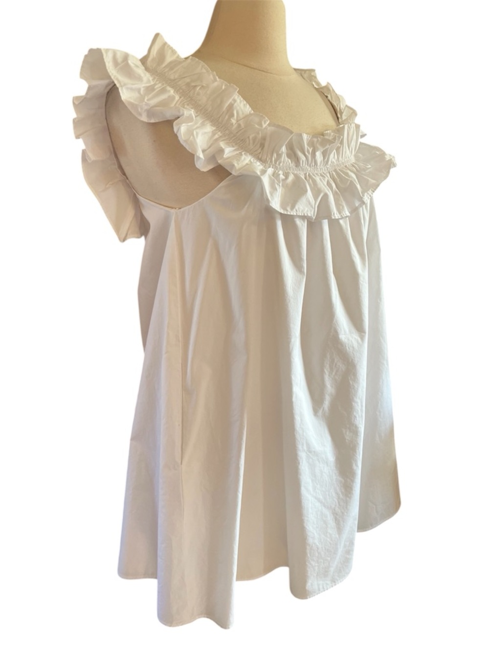 Hyacinth House Maria White sleeveless Mini Dress w/Ruffle Detail Size Medium - Picture 3 of 10